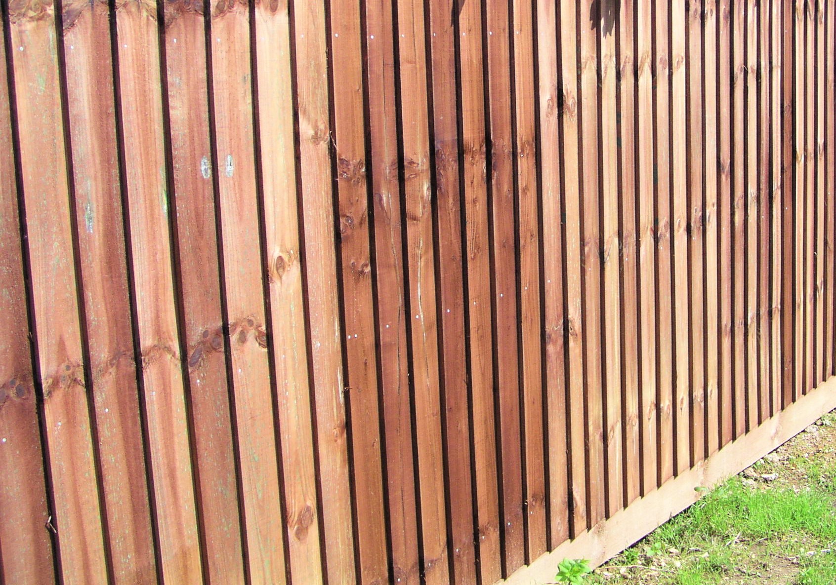 Garden & Contracts fencing